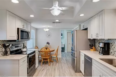 5682 Balkan Ct, Fort Myers, FL 33919 - Photo 10