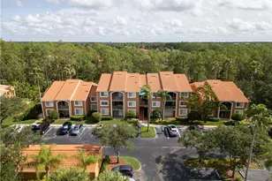 1250 Wildwood Lakes Blvd, Naples, FL 34104 - Photo 2