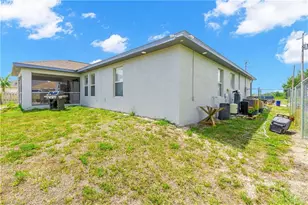 4207 30th St SW, Lehigh Acres, FL 33976 - Photo 8