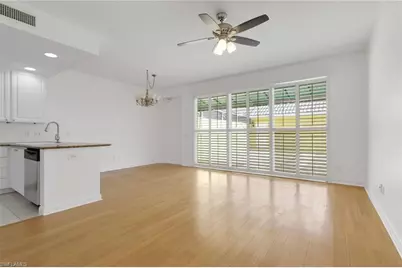 6284 Towncenter Cir, Naples, FL 34119 - Photo 10