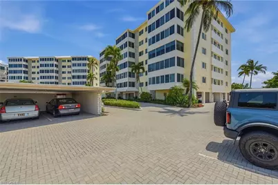 3410 Gulf Shore Blvd N #203, Naples, FL 34103 - Photo 16