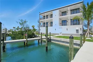855 Lagoon St, Fort Myers Beach, FL 33931 - Photo 4