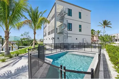 855 Lagoon St #4, Fort Myers Beach, FL 33931 - Photo 16