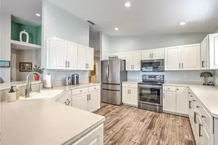 8460 Southbridge Dr, Estero, FL 33967 - Photo 10