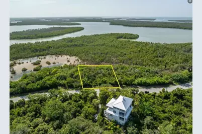 822 Whiskey Creek Dr, Marco Island, FL 34145 - Photo 8