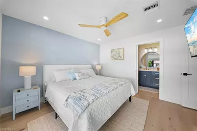 778 109th Ave N, Naples, FL 34108 - Photo 8