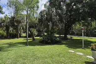 5061 Mahogany Ridge Dr, Naples, FL 34119 - Photo 22