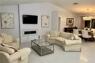 5061 Mahogany Ridge Dr, Naples, FL 34119 - Photo 4