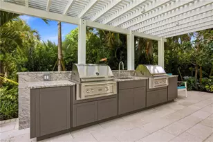 5550 Heron Point Dr, Naples, FL 34108 - Photo 38