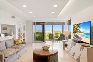 5550 Heron Point Dr, Naples, FL 34108 - Photo 2