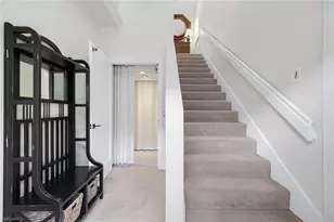526 Lake Louise Cir, Naples, FL 34110 - Photo 4