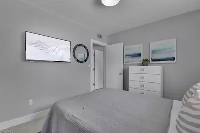 1155 6th St S, Naples, FL 34102 - Photo 24