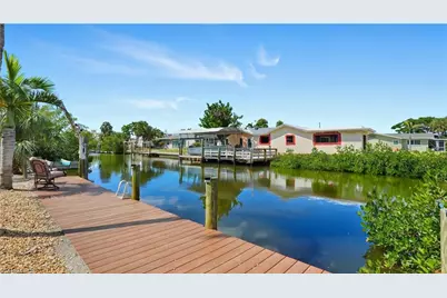 421 Connecticut St, Fort Myers Beach, FL 33931 - Photo 18