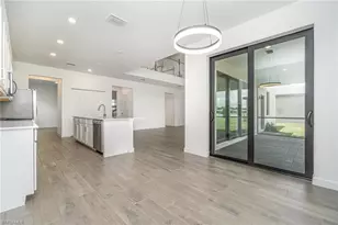 10849 Timber Creek Dr, Fort Myers, FL 33913 - Photo 4