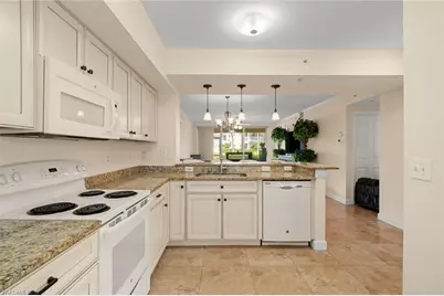 5045 Cedar Springs Dr #103, Naples, FL 34110 - Photo 12