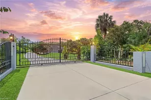 333 5th St SW, Naples, FL 34117 - Photo 12
