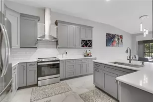 7648 Oleander Gate Dr, Naples, FL 34109 - Photo 14