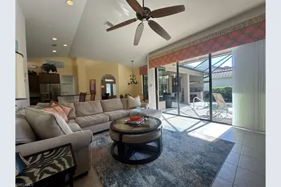 967 Tivoli Ct, Naples, FL 34104 - Photo 10