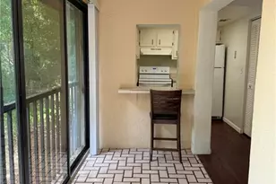 1440 Green Valley Cir, Naples, FL 34104 - Photo 6