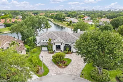 7985 Beaumont Ct, Naples, FL 34109 - Photo 4