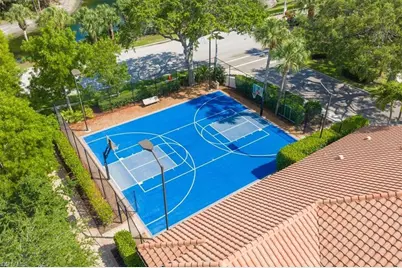 7985 Beaumont Ct, Naples, FL 34109 - Photo 42