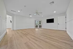 7985 Beaumont Ct, Naples, FL 34109 - Photo 20