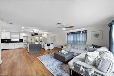 2720 68th St SW, Naples, FL 34105 - Photo 12
