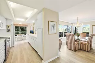 1111 Wildwood Ln, Naples, FL 34105 - Photo 6