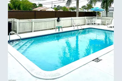 1005 SW 48th Ter #7, Cape Coral, FL 33914 - Photo 2