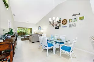 2400 Bayou Ln, Naples, FL 34112 - Photo 4