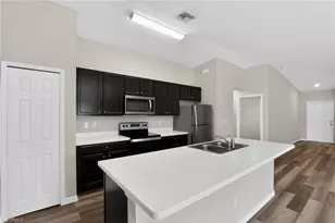3603 21st St SW, Lehigh Acres, FL 33976 - Photo 4