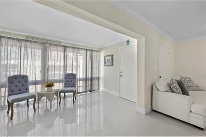 2100 Gulf Shore Blvd N #212, Naples, FL 34102 - Photo 4