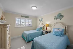 2100 Gulf Shore Blvd N, Naples, FL 34102 - Photo 18