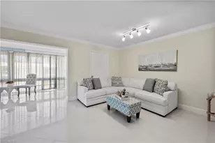2100 Gulf Shore Blvd N, Naples, FL 34102 - Photo 10