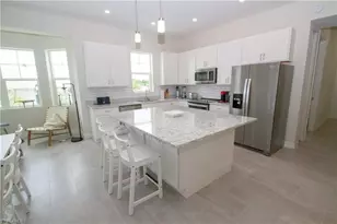 163 Indies Dr E, Naples, FL 34114 - Photo 6