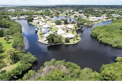 1318 Thompson St, North Fort Myers, FL 33903 - Photo 34