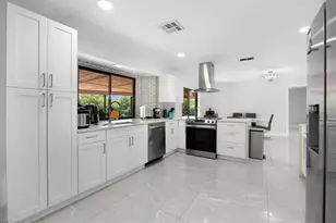 1318 Thompson St, North Fort Myers, FL 33903 - Photo 6