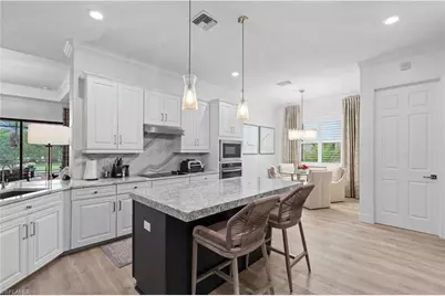 9364 Vercelli Ct, Naples, FL 34113 - Photo 4
