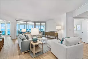 4021 Gulf Shore Blvd N, Naples, FL 34103 - Photo 2