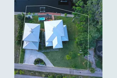 27088 Del Ln, Bonita Springs, FL 34135 - Photo 44