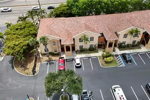 4172 Castilla Circle, Fort Myers, FL 33916 - Photo 4