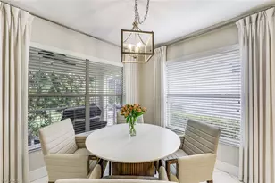 156 Stanhope Cir, Naples, FL 34104 - Photo 4