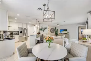 156 Stanhope Cir, Naples, FL 34104 - Photo 6