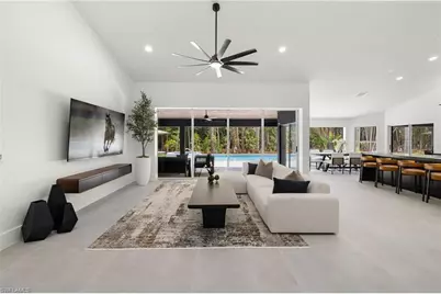 4521 3rd Ave NW, Naples, FL 34119 - Photo 6