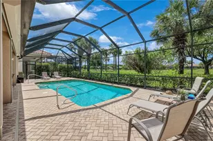 12118 Wicklow Ln, Naples, FL 34120 - Photo 32