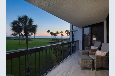 4551 Gulf Shore Blvd N #204, Naples, FL 34103 - Photo 4