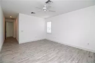1371 Michigan Ave, Naples, FL 34103 - Photo 22