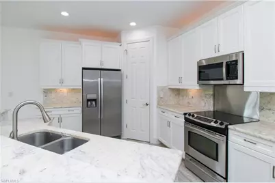 1371 Michigan Ave, Naples, FL 34103 - Photo 16