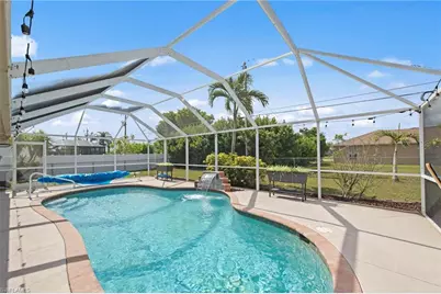 618 SE 15th Ter, Cape Coral, FL 33990 - Photo 28