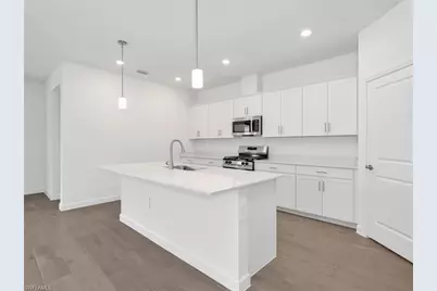 19228 Gentry Pl, Estero, FL 33928 - Photo 10